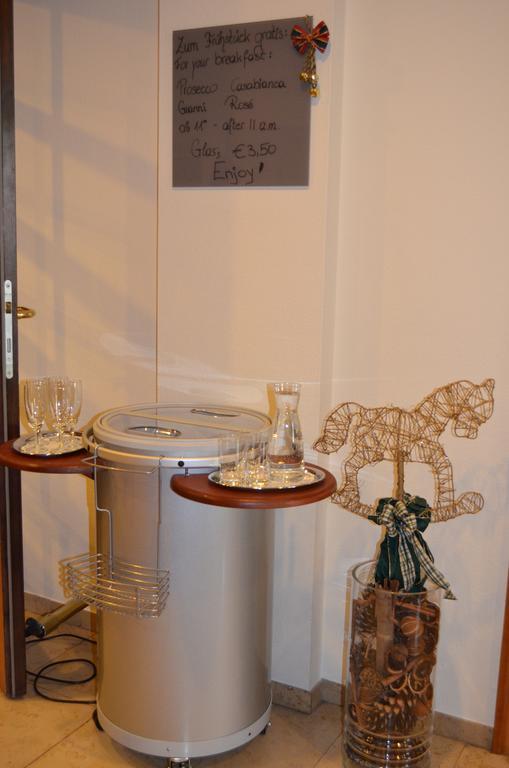 Jaeger - Family Tradition Since 1911 Wiedeń