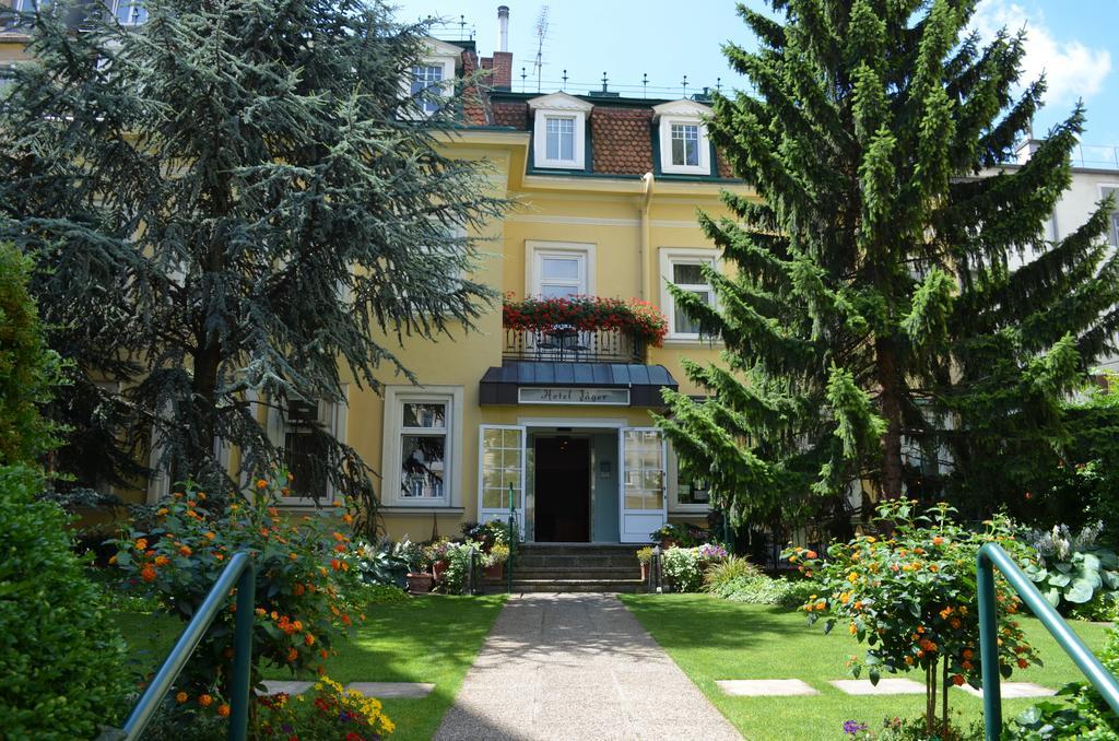 Jaeger - Family Tradition Since 1911 Wiedeń