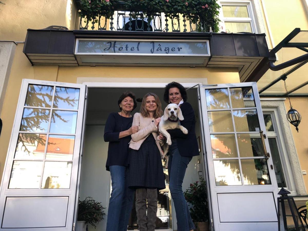 Jaeger - Family Tradition Since 1911 Wiedeń